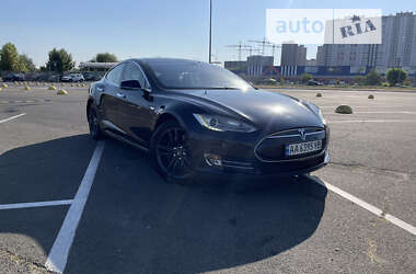 Лифтбек Tesla Model S 2013 в Киеве