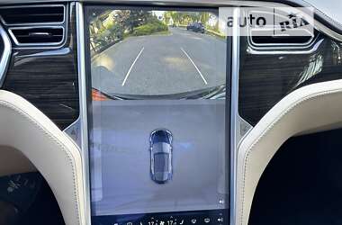Ліфтбек Tesla Model S 2014 в 