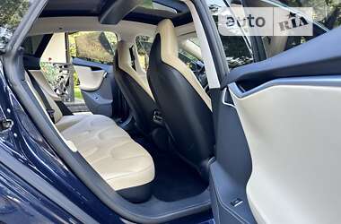 Ліфтбек Tesla Model S 2014 в 