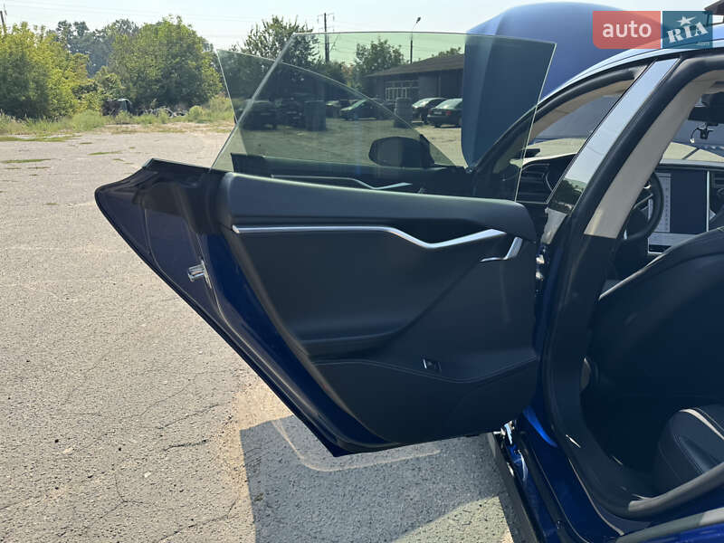 Ліфтбек Tesla Model S 2015 в Фастові фото 6 Ліфтбек Tesla Model S 2015 в Фастові