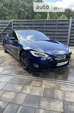 Лифтбек Tesla Model S 2015 в Харькове
