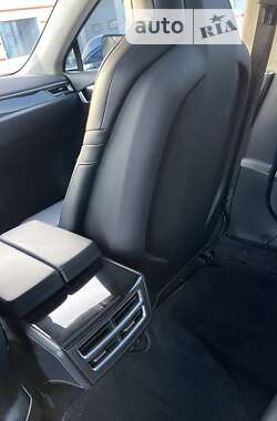 Лифтбек Tesla Model S 2015 в Харькове
