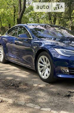 Лифтбек Tesla Model S 2019 в Одессе