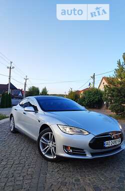 Ліфтбек Tesla Model S 2012 в Ужгороді