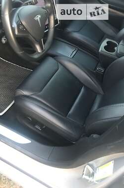 Лифтбек Tesla Model S 2018 в 