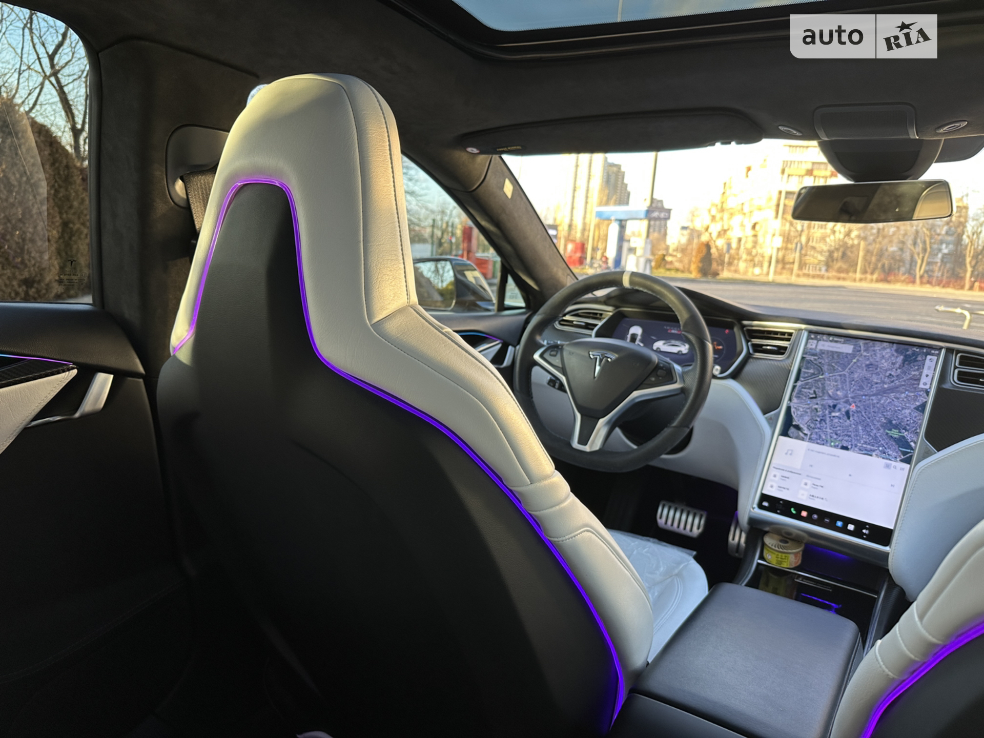 2014 Tesla Model S - мініатюра 9