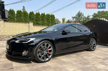 Лифтбек Tesla Model S 2019 в 