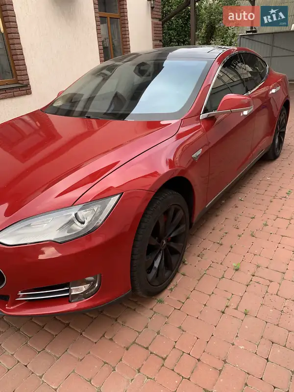 Tesla Model S
