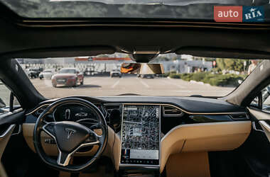 Лифтбек Tesla Model S 2015 в Одессе