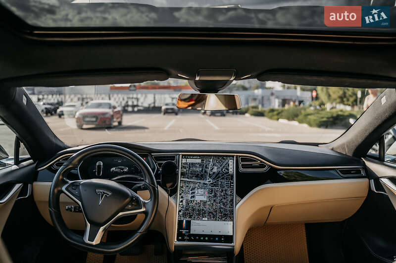 Лифтбек Tesla Model S 2015 в Одессе