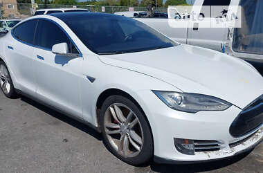 Ліфтбек Tesla Model S 2014 в Львові