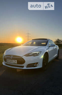 Ліфтбек Tesla Model S 2012 в Кропивницькому