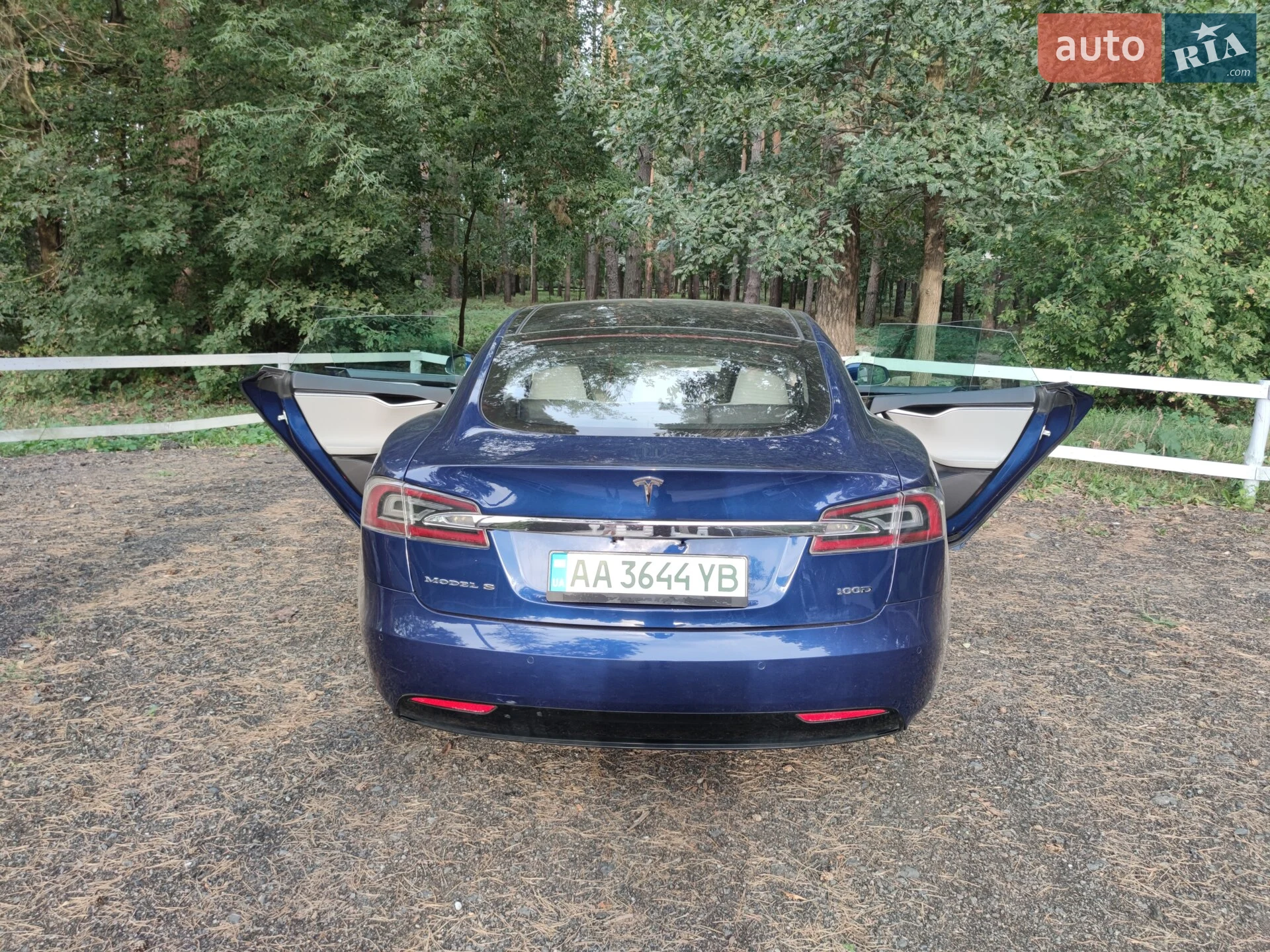 2015 Tesla Model S - мініатюра 19
