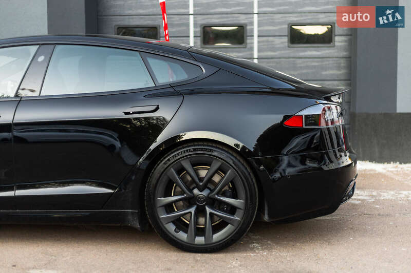 Ліфтбек Tesla Model S 2021 в Києві