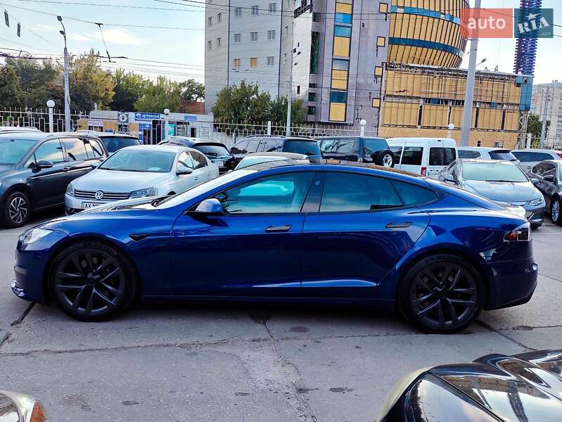 Лифтбек Tesla Model S 2022 в Харькове
