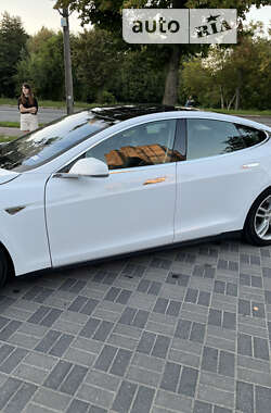 Лифтбек Tesla Model S 2013 в Хмельницком