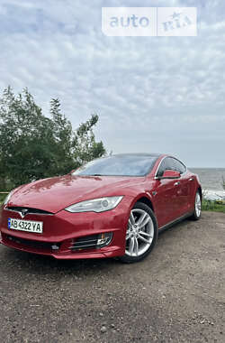 Лифтбек Tesla Model S 2014 в Виннице