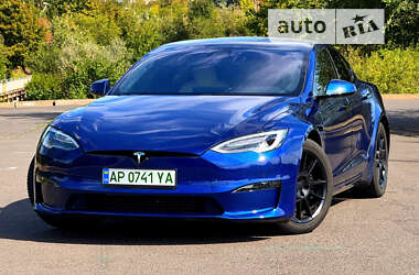 Лифтбек Tesla Model S 2022 в Кривом Роге