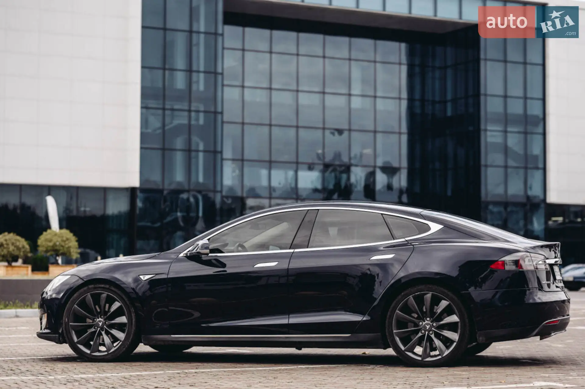2013 Tesla Model S - мініатюра 5
