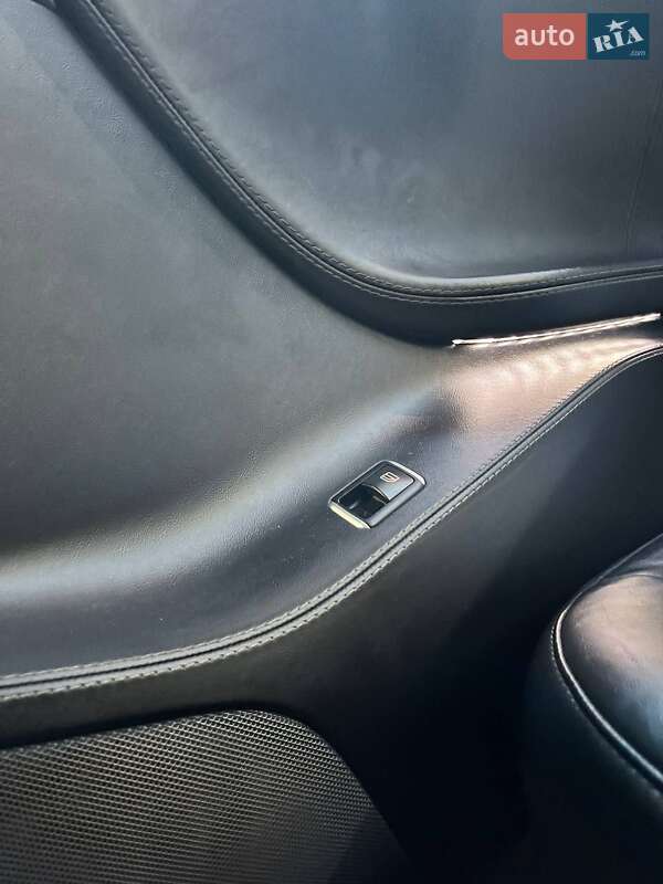 Лифтбек Tesla Model S 2016 в Сарнах