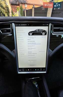 Лифтбек Tesla Model S 2016 в Сарнах