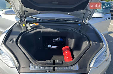 Лифтбек Tesla Model S 2013 в Стрые