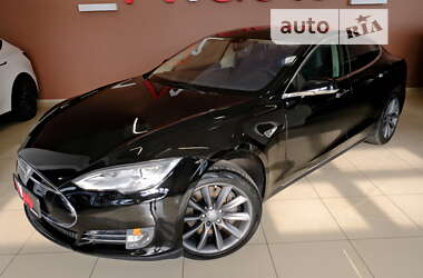 Ліфтбек Tesla Model S 2014 в Одесі