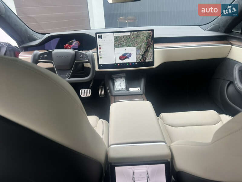 Лифтбек Tesla Model S 2021 в Житомире