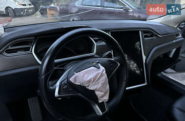 Лифтбек Tesla Model S 2014 в Запорожье