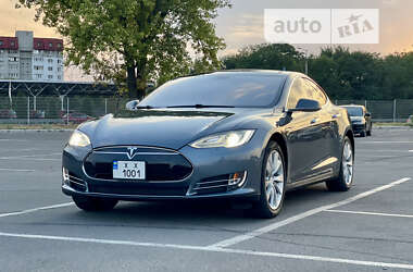 Лифтбек Tesla Model S 2013 в Днепре