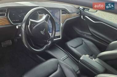 Ліфтбек Tesla Model S 2016 в Києві