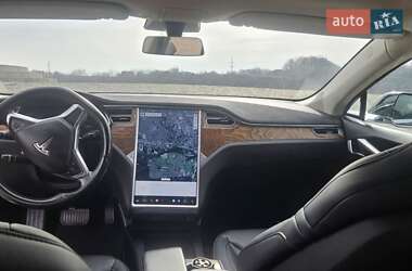 Ліфтбек Tesla Model S 2016 в Києві