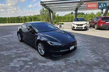 Лифтбек Tesla Model S 2021 в Киеве