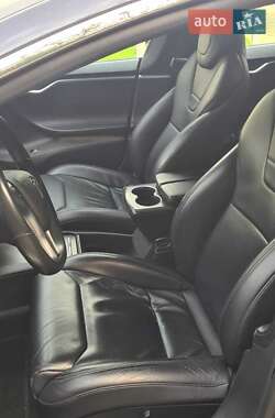 Лифтбек Tesla Model S 2017 в Одессе