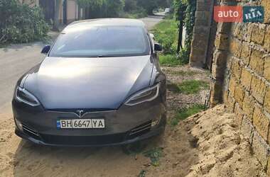 Лифтбек Tesla Model S 2017 в Одессе