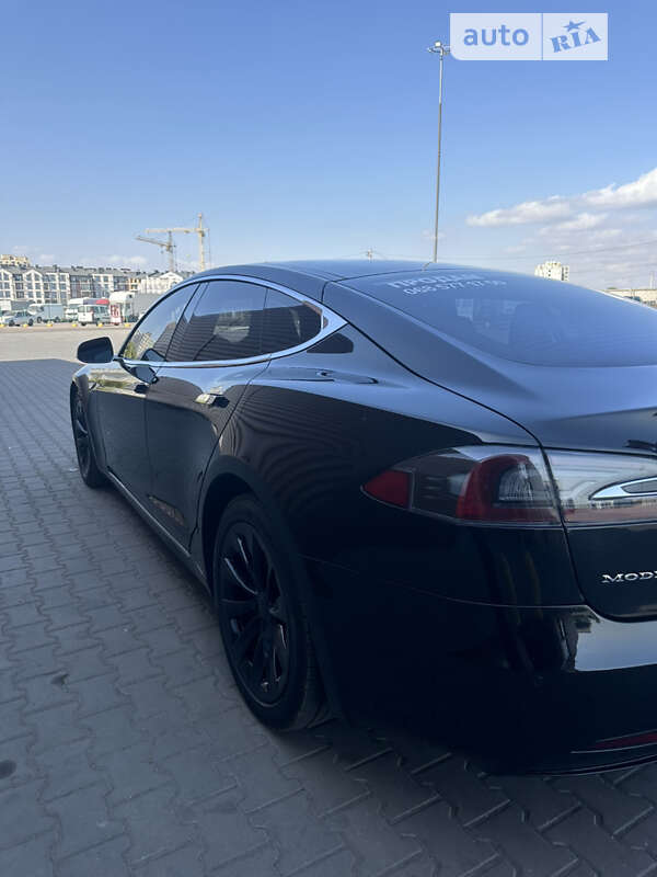 Лифтбек Tesla Model S 2016 в Одессе