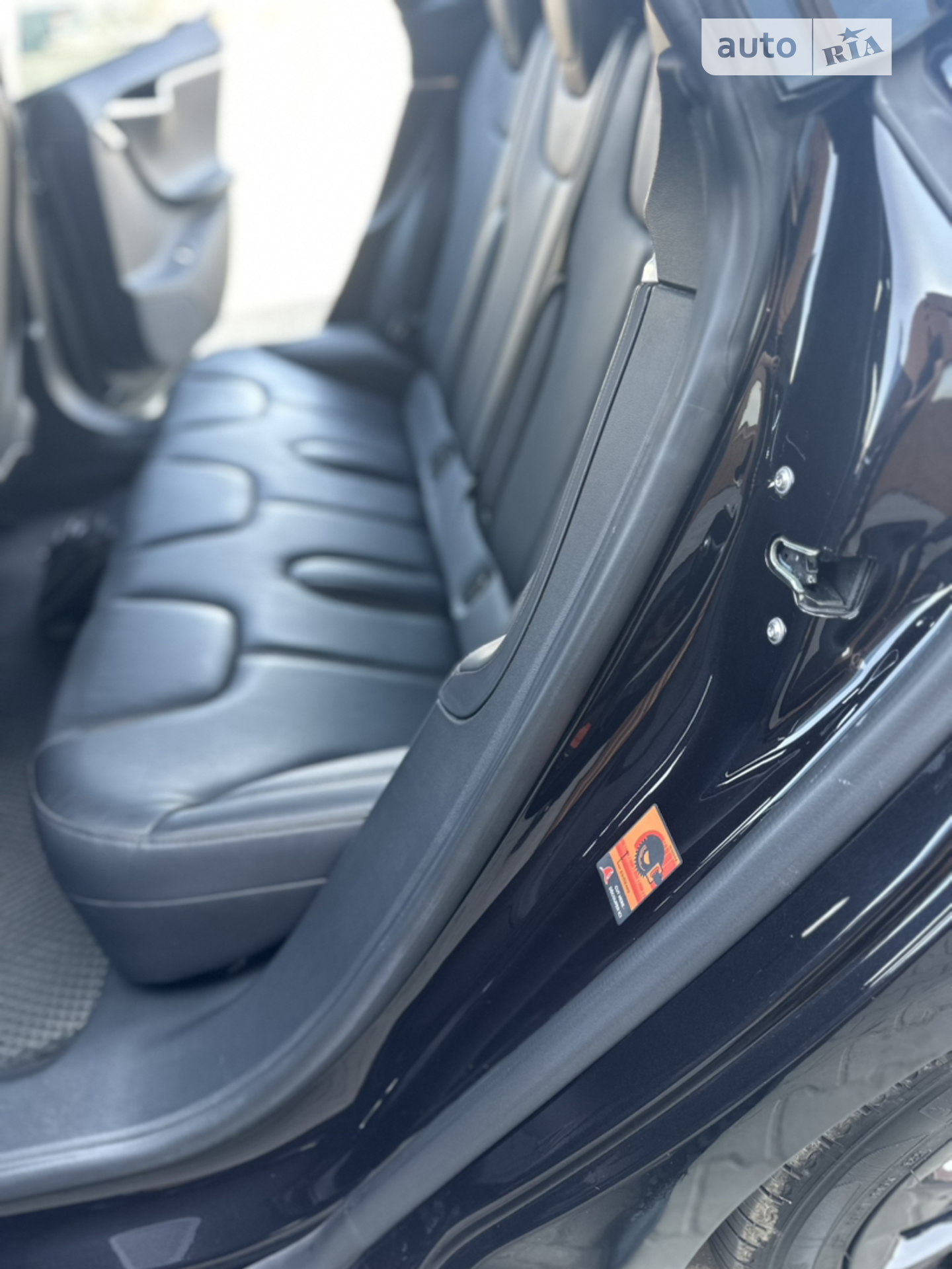 2016 Tesla Model S - мініатюра 39