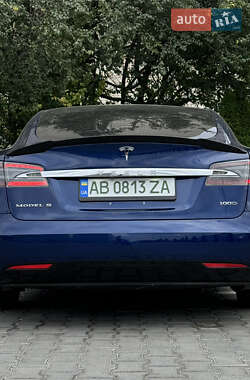 Лифтбек Tesla Model S 2018 в Виннице