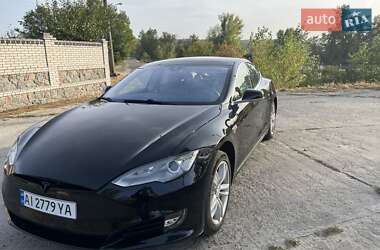 Лифтбек Tesla Model S 2014 в 