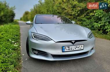 Ліфтбек Tesla Model S 2018 в 