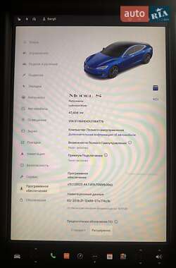 Лифтбек Tesla Model S 2019 в 