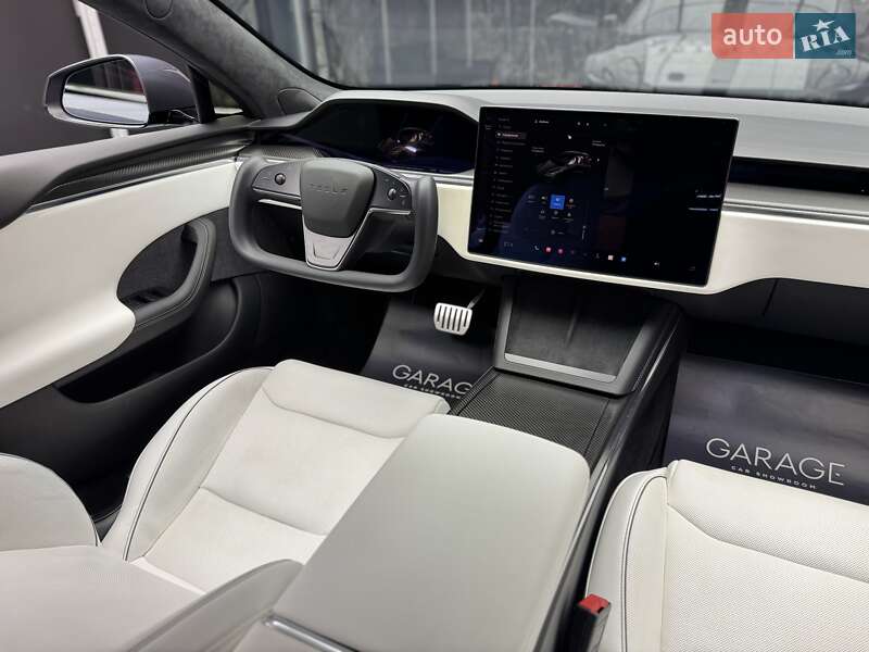 Лифтбек Tesla Model S 2021 в Киеве