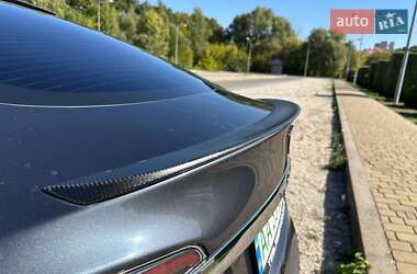 Лифтбек Tesla Model S 2014 в 