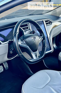 Ліфтбек Tesla Model S 2014 в Зборові