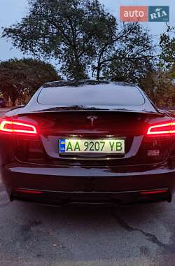 Ліфтбек Tesla Model S 2022 в Києві