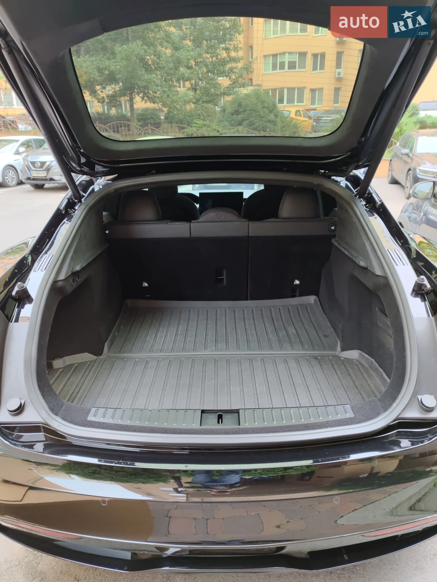 2022 Tesla Model S - мініатюра 16