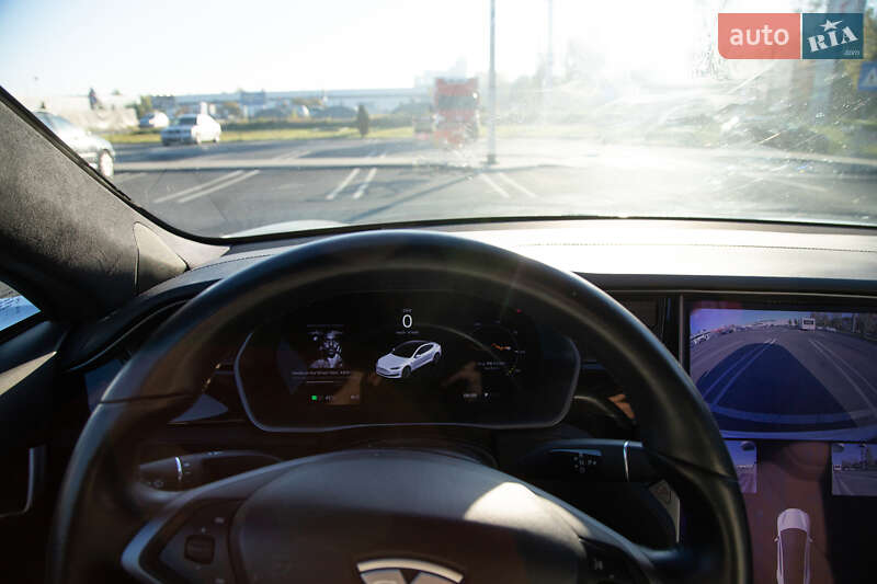 Ліфтбек Tesla Model S 2020 в Одесі фото 17 Ліфтбек Tesla Model S 2020 в Одесі