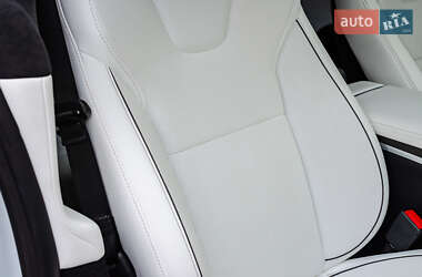 Лифтбек Tesla Model S 2023 в Киеве