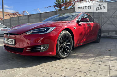 Ліфтбек Tesla Model S 2019 в Вінниці