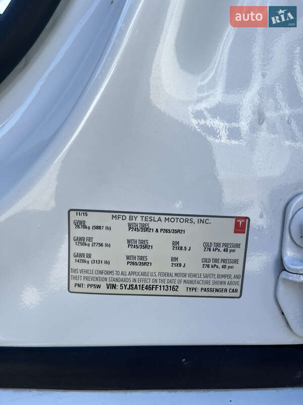 Лифтбек Tesla Model S 2015 в Бершади